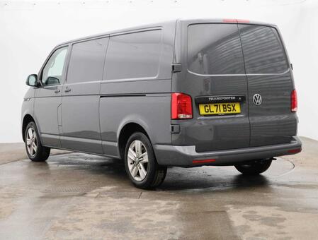 VOLKSWAGEN TRANSPORTER e 110 37.3kWh Advance